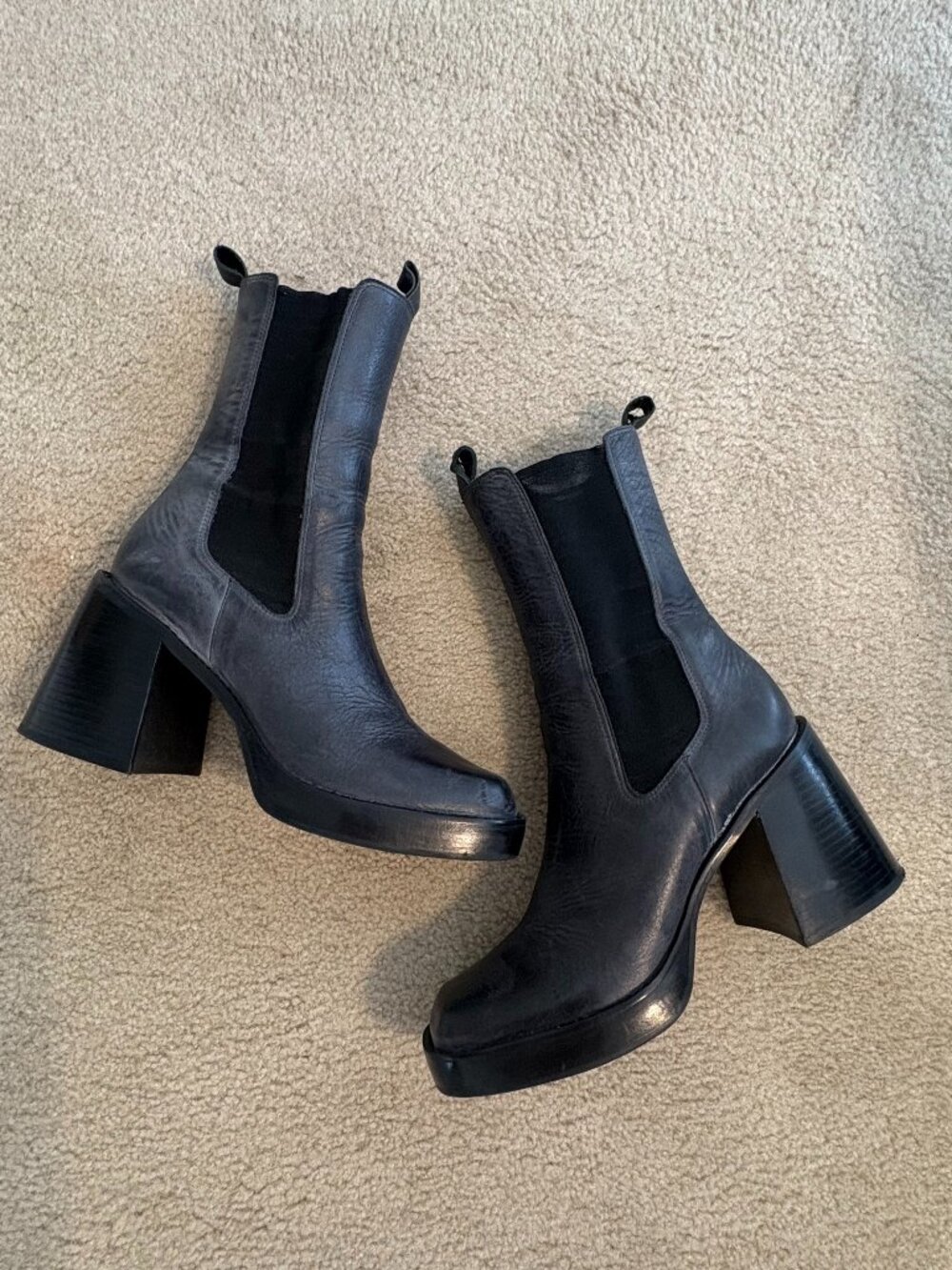 Steve Madden Chunky Heeled Square Toe Pull On Black Booties - Size 9